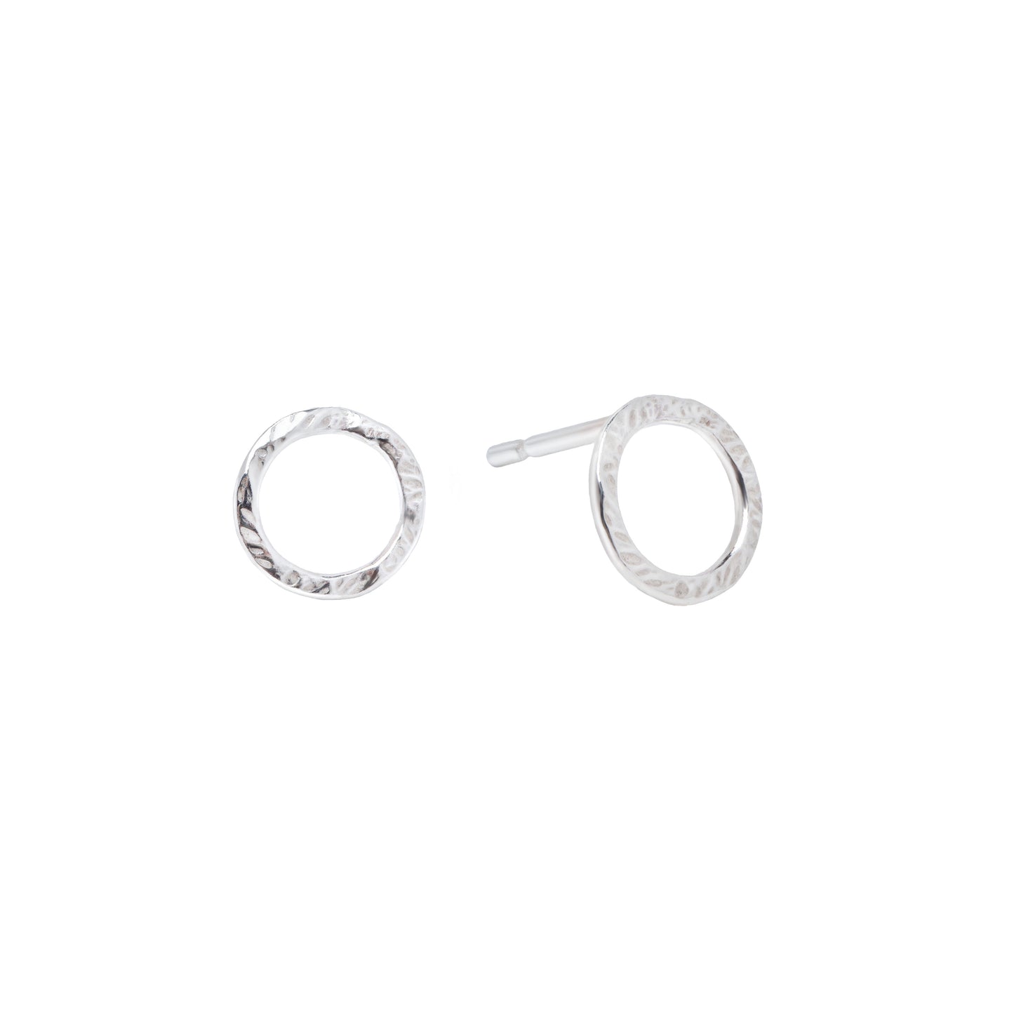 Small Hammered Circle Stud Earrings in Silver