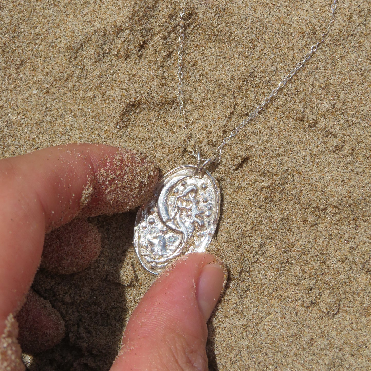 Load image into Gallery viewer, Mermaid Necklace in Silver
